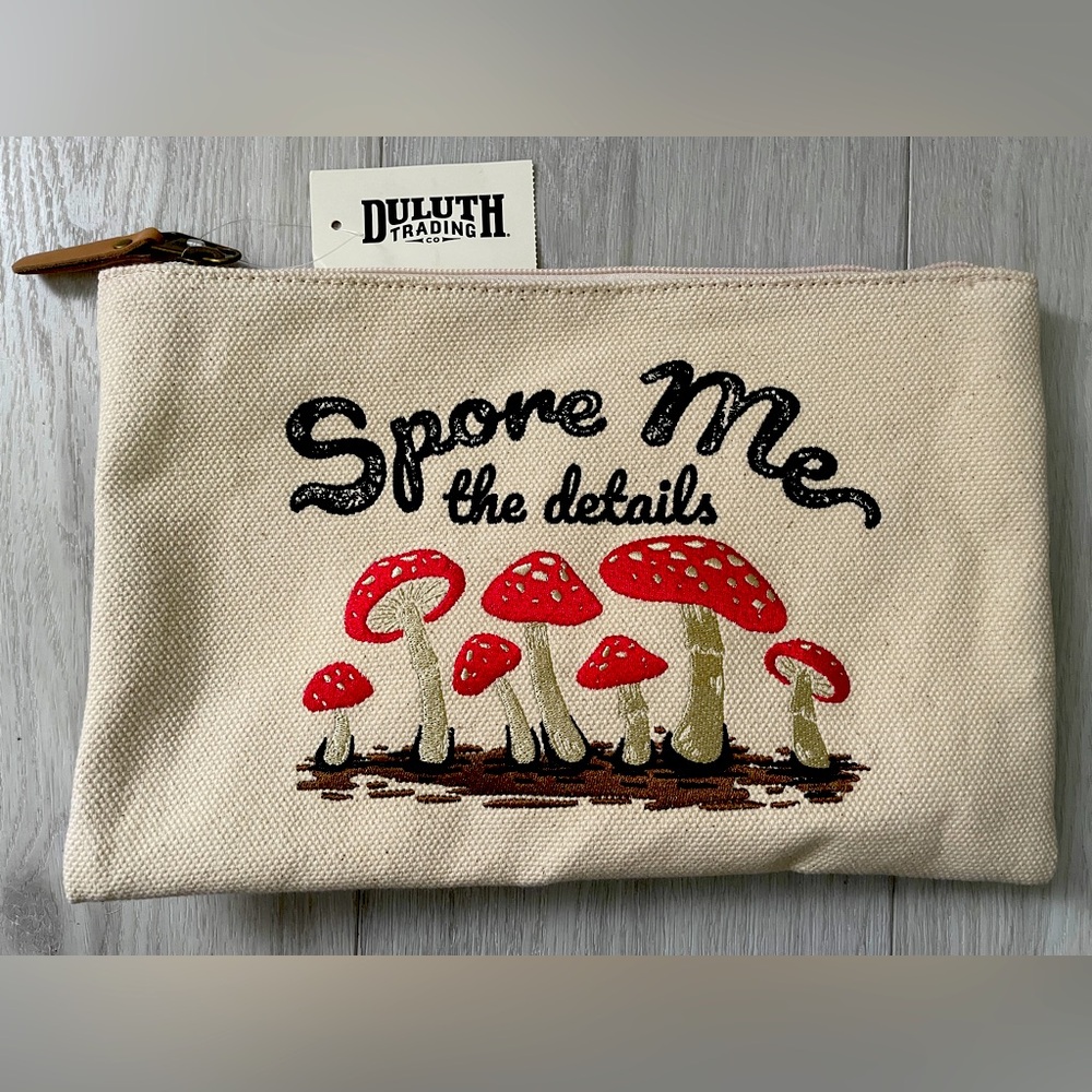 New Duluth Trading Cavas Bag Mushroom Theme